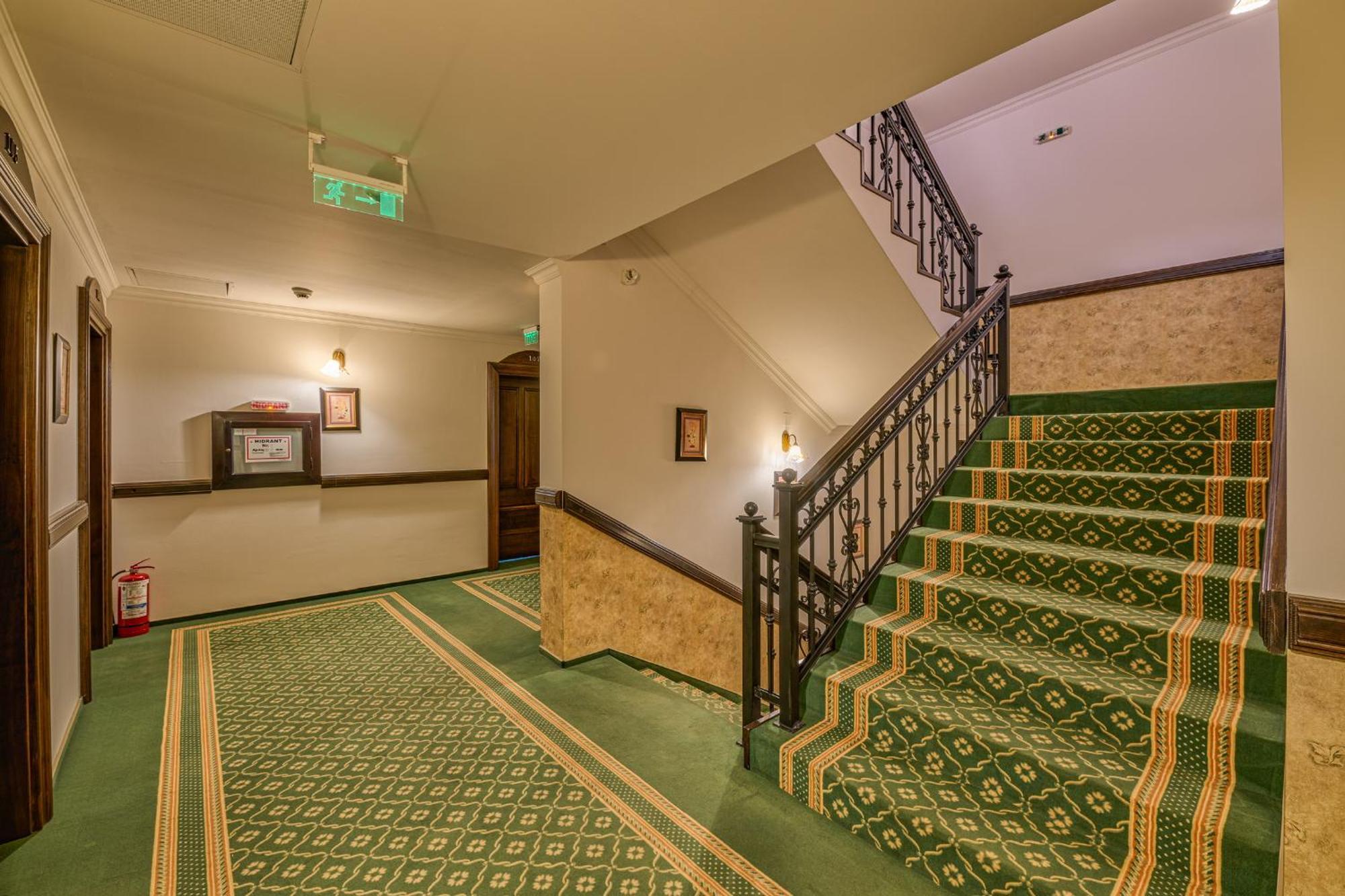Hotel Classico 蒂米什瓦拉 外观 照片