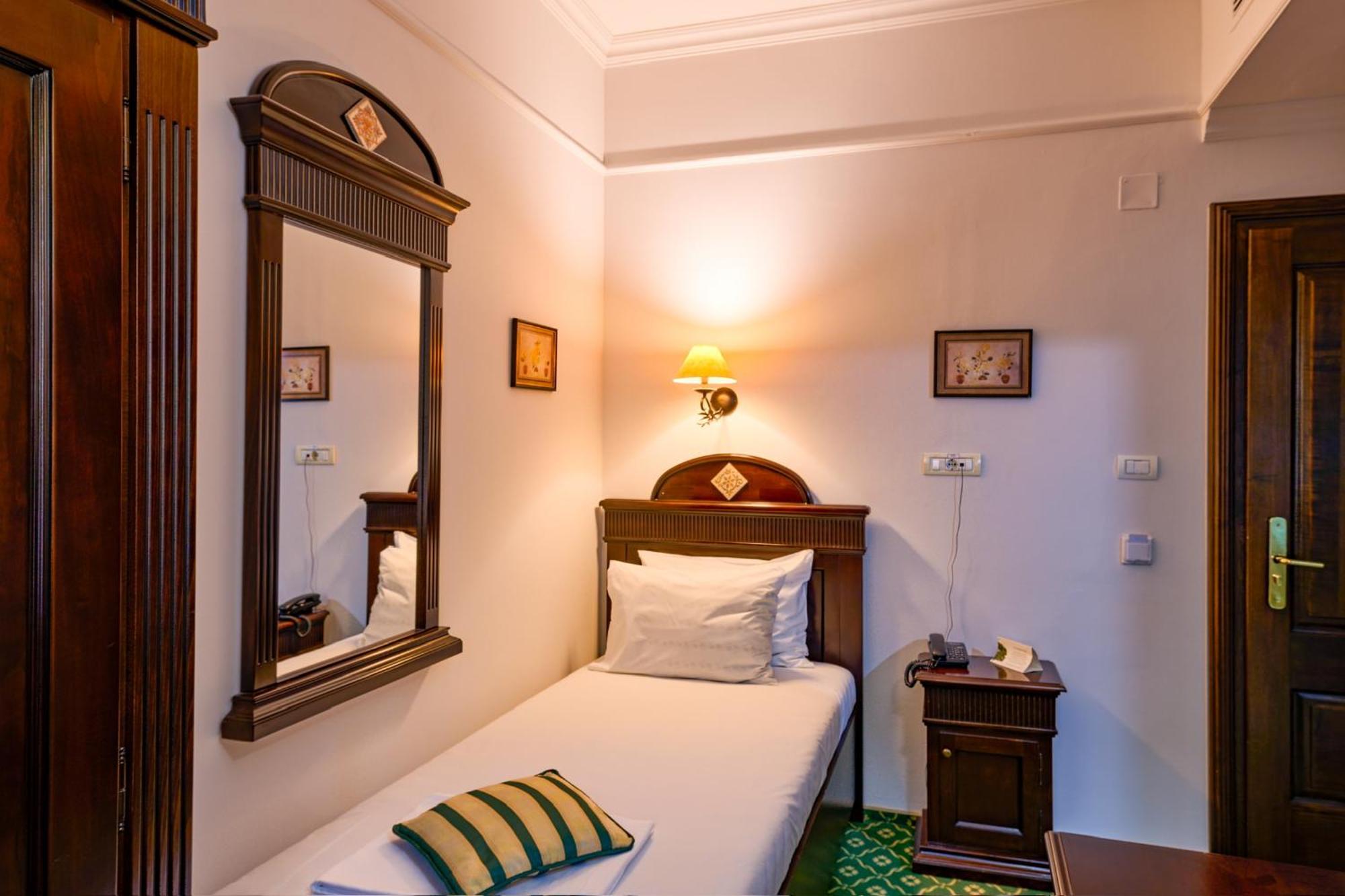 Hotel Classico 蒂米什瓦拉 外观 照片